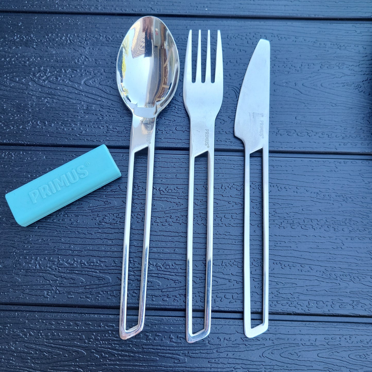 KIT COUVERTS METAL BLEU