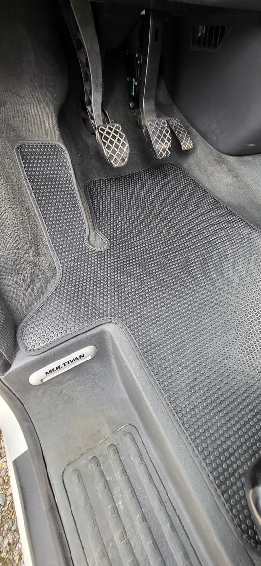TAPIS AVANT CAOUTCHOUC  NOIRE T5->T6.1